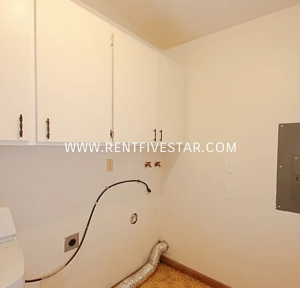 2099 Marigold St — Photo 18