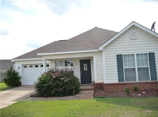 103 Melvina Dr, Warner Robins, GA