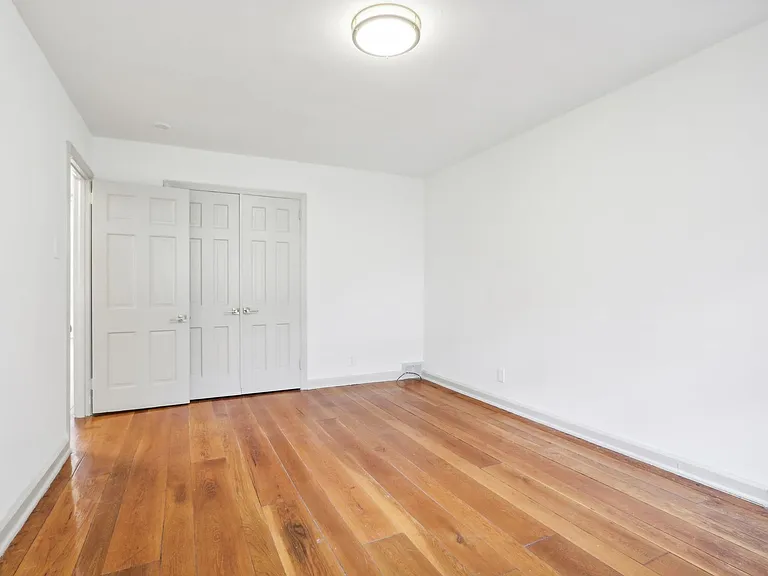 2834 Midvale Ave #M-2834B — Photo 23