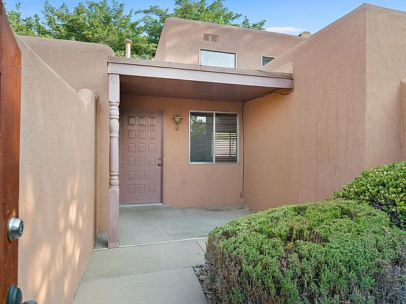 4th image of 5426 Donahoo Ct NE