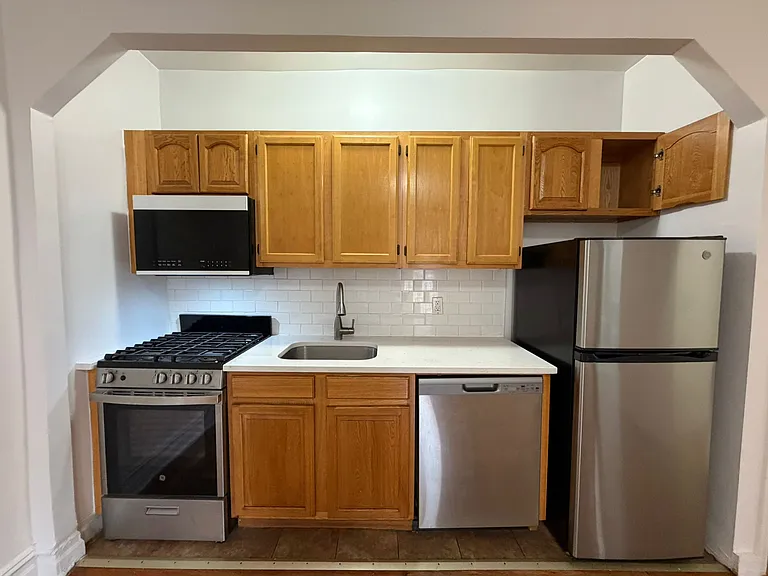 1151 Brighton Beach Ave #4A — Photo 4