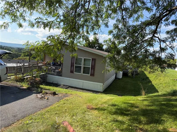 209 Independence Way, Mount Bethel, PA 18343