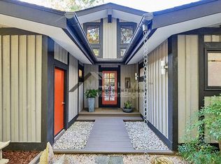 500 Bayberry Dr, Chapel Hill, NC 27517