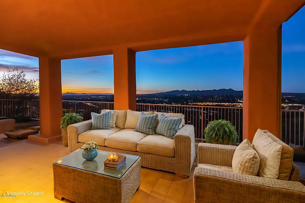 Mountain cliff house with jaw dropping views! — Photo 1