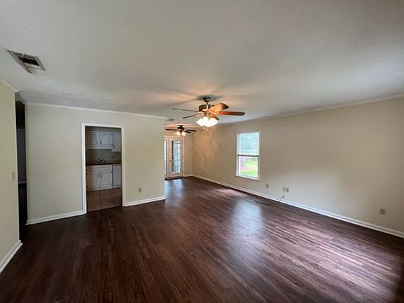 5th image of 6 Somerset Townhouses