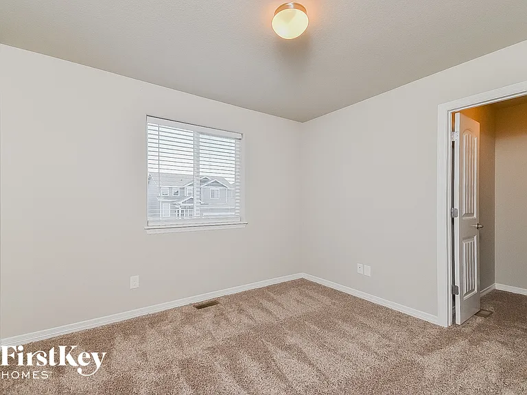 5307 Pabst Dr — Photo 13