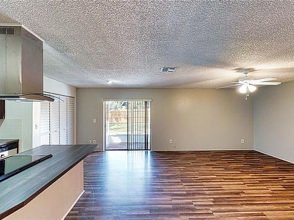 5th image of 5107 Bird Ln