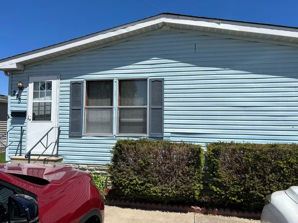 273 Fox Ln, Belvidere, IL 61008