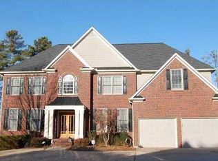 827 Valley Dr, Canton, GA