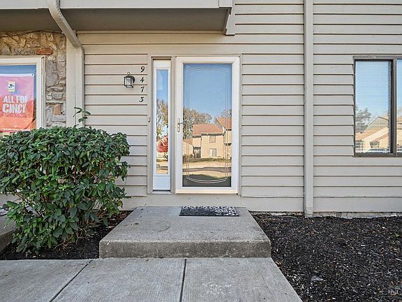 2nd image of 9473 Colegate Way