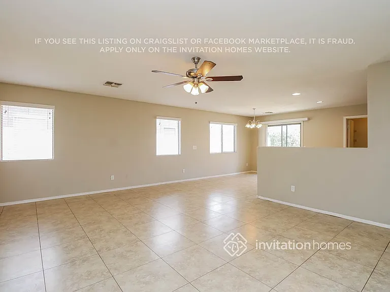 1102 E Dust Devil Dr — Photo 4