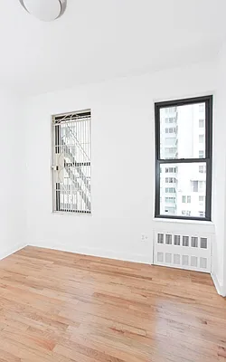 Rented by LC Lemle Real Estate Group | media 25