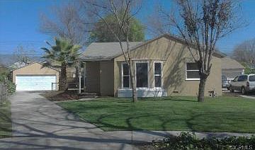 2nd image of 1070 E Mirada Rd