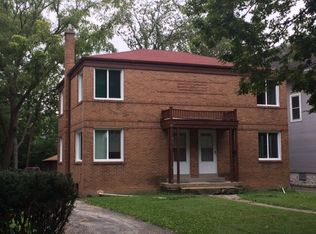 111 N Willow Rd, Elmhurst, IL 60126