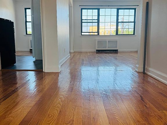 2nd image of 21-51 32nd St #3