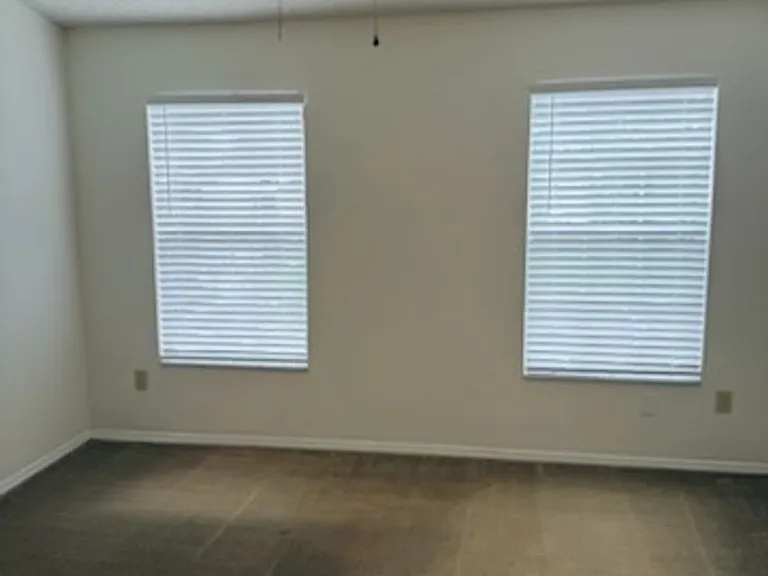 2237 Fletchers Point Cir — Photo 13