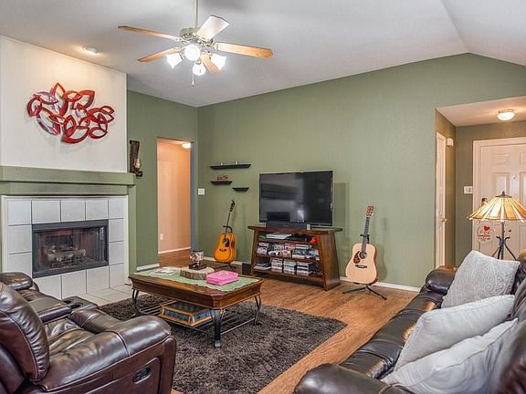 4th image of 708 Stonedale Dr