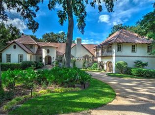 10 Retreat Ave, Saint Simons Island, GA 31522
