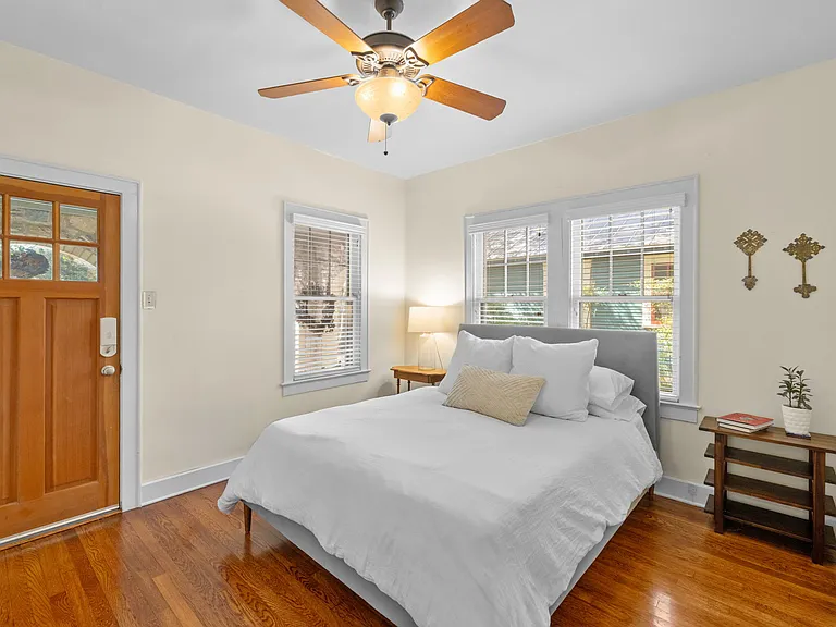 1004 Bouldin Ave — Photo 12