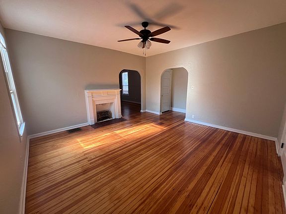4th image of 337 Park Dr #2