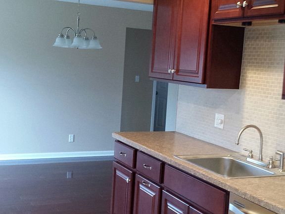 2nd image of 53 Idlewood Dr