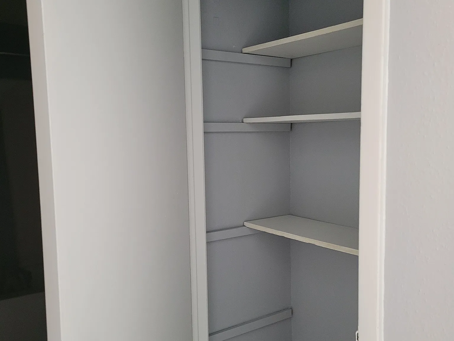 Laurel Apt — Photo 2