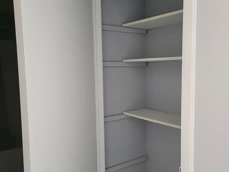 525 Laurel St #18 — Photo 2