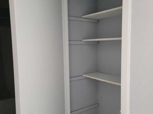 525 Laurel St UNIT 18