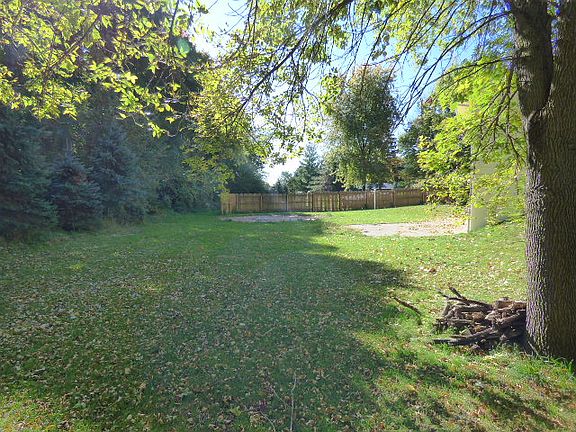 5th image of 5712 County Road 7 SW