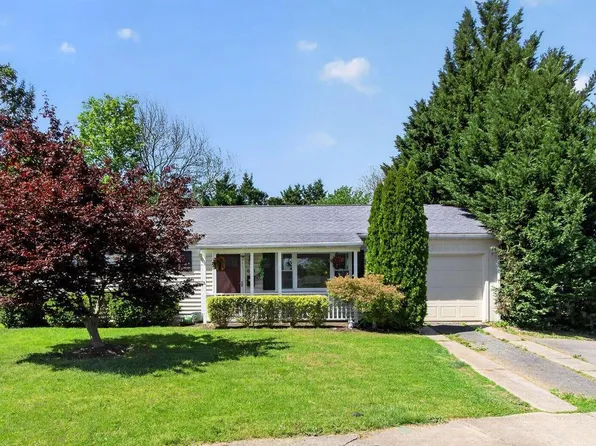 613 Charles St, Frederick, MD 21701