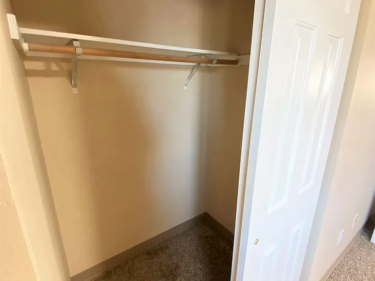 Hummingbird Court — Photo 9