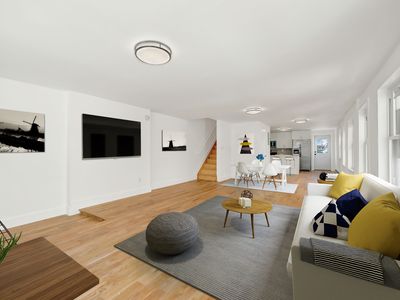 814 E 49th St, Brooklyn, NY, 11203