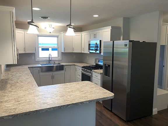 New kitchen with country sin