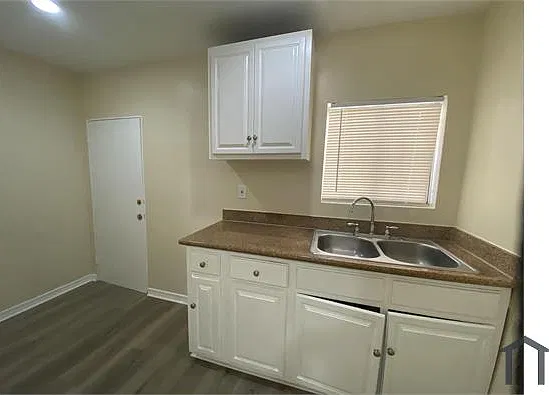 1 bed, $2,407 — Photo 3