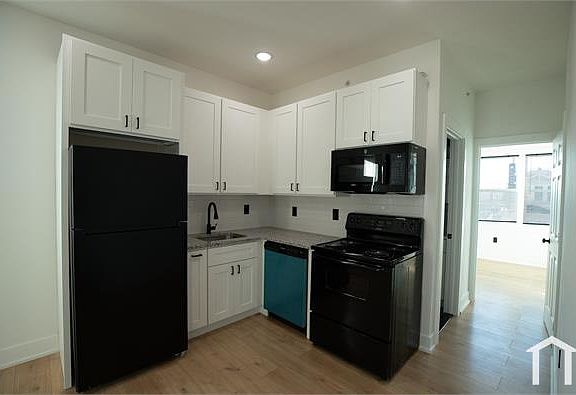 2nd image of 6231 Walton Ave #2