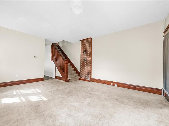 3rd image of 306 E 20th St