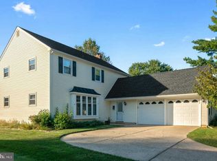 180 Forge Rd, Delran, NJ 08075