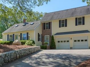 185 Hartford Ave E, Uxbridge, MA 01569