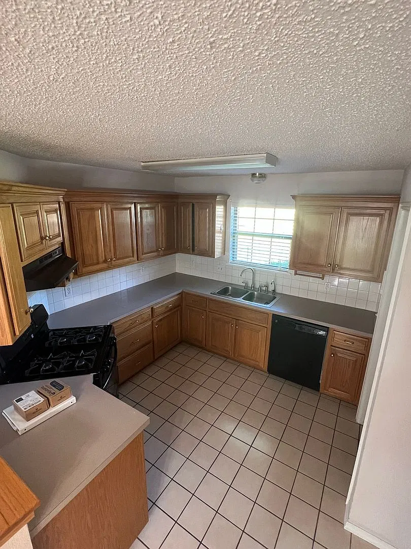 134.1 - 1307 N. Jardot — Photo 4