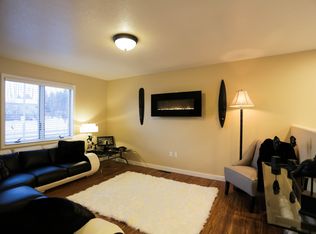 835 Shinagle Dr, Dickinson, ND 58601