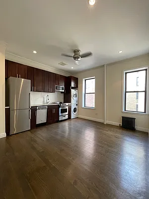 Rented by Avenues Real Estate | media 11