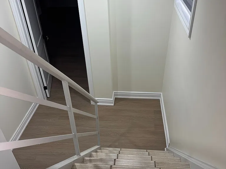 167 Kingsview Blvd #BASEMENT — Photo 3