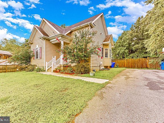 2nd image of 12131 Riverview Dr