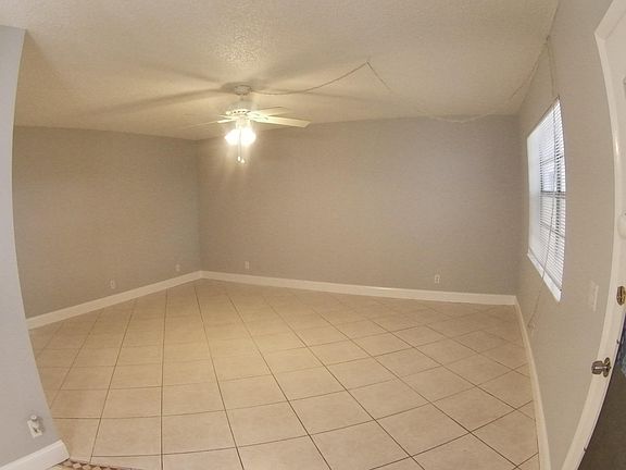 4th image of 67 Normandy Ln #B