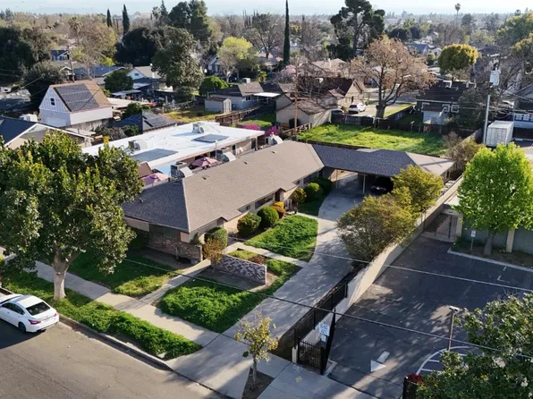 1230 N College Ave, Fresno, CA 93728