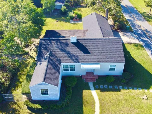 9 Kersey St, Hazlehurst, GA 31539