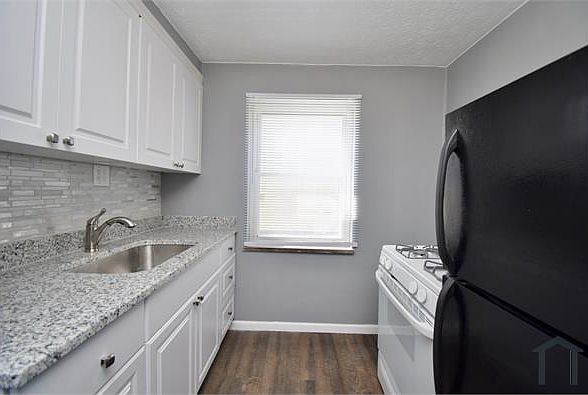 1st image of 64 Gorman Ln APT B