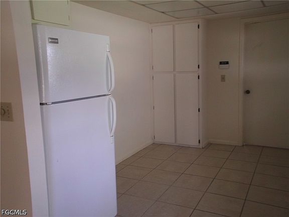 5th image of 111 Doveside Ln