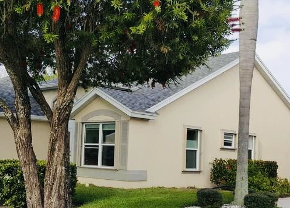 1st image of 4273 SE Brittney Cir