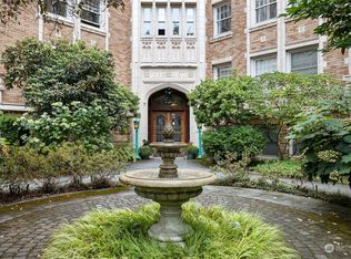 5810 Cowen Pl NE APT 410, Seattle, WA 98105